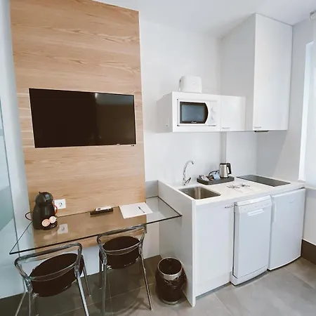 Libertad Aparthotel 4*