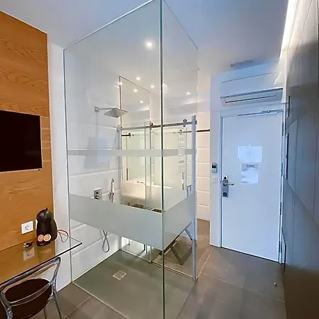 Libertad Aparthotel 4*